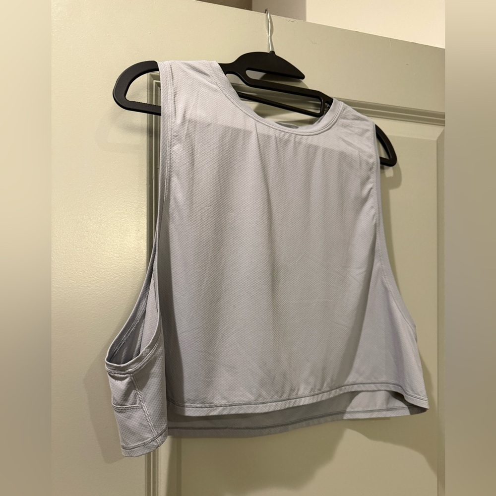 Lululemon | Train to Be Tank Top Cropped Size 8